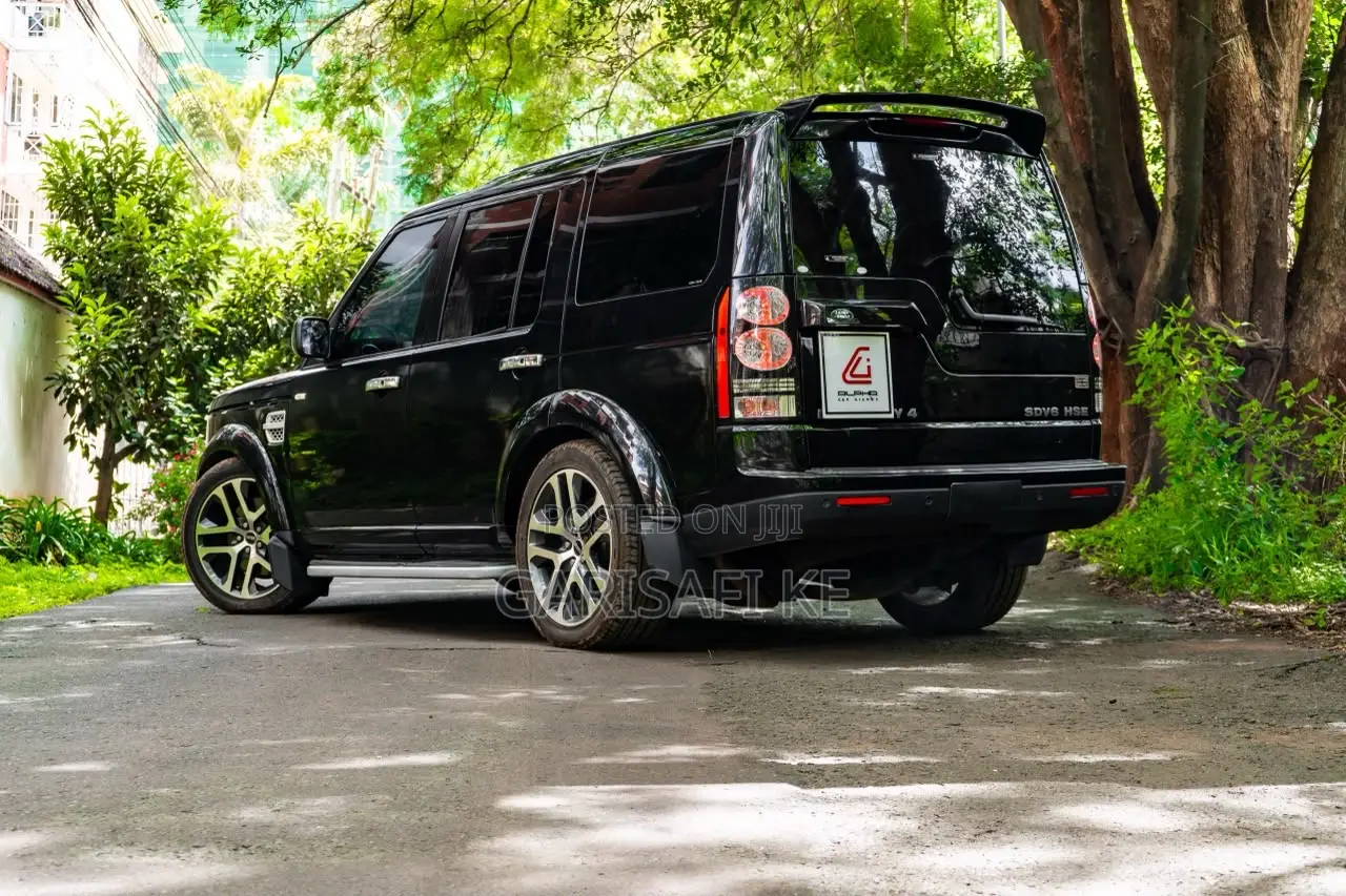 Land Rover Discovery 2014 Black