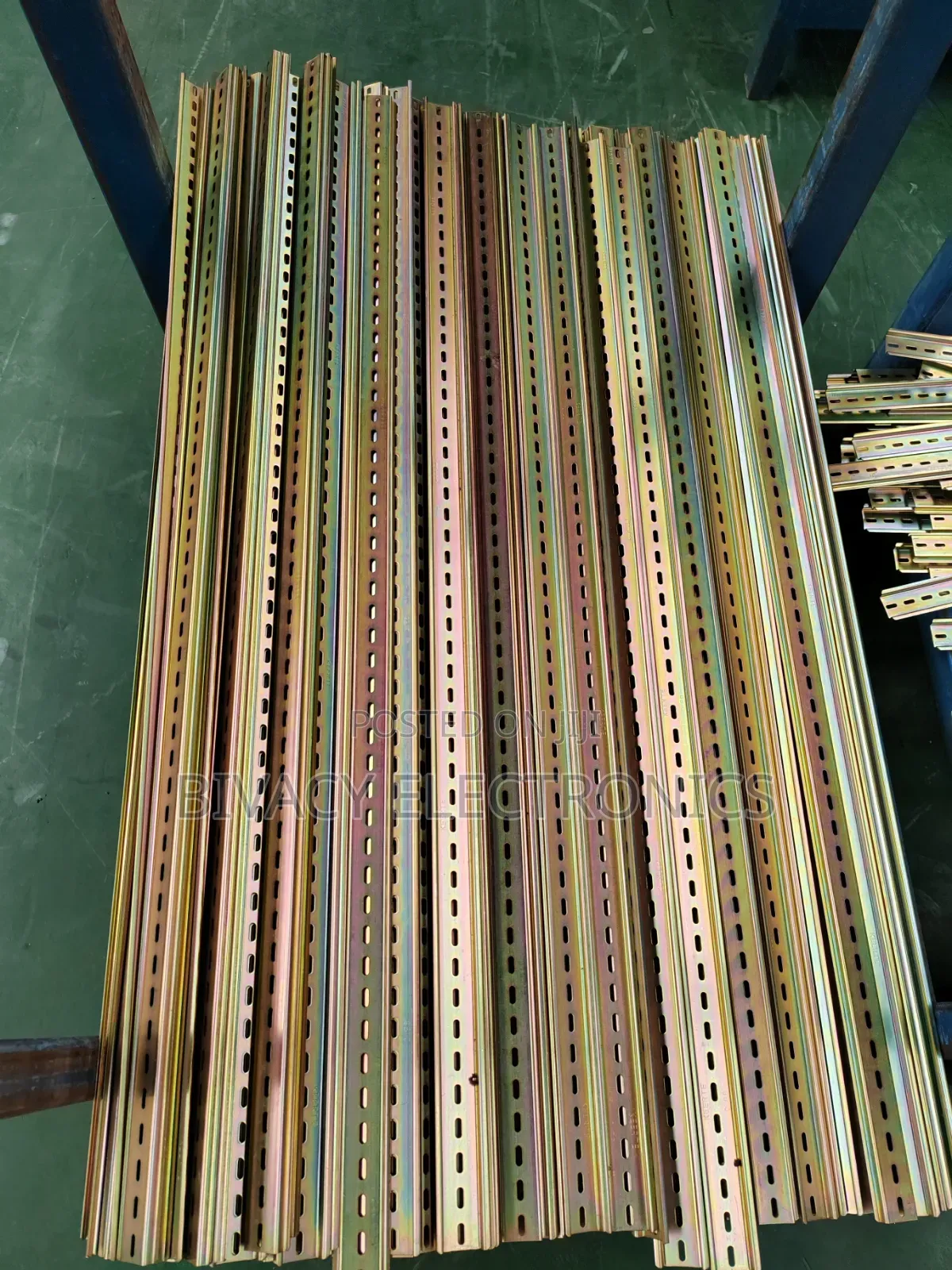 Big MCB Rail