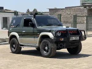 Mitsubishi Pajero Mini 1996 Green