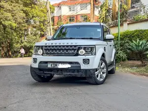Land Rover Discovery 2014 White
