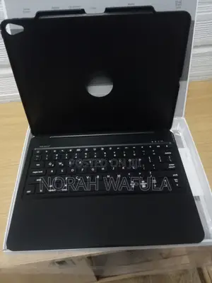 iPad Pro 12.9 (2018) Keyboard Case With Built-in Keyboard