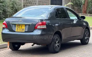 Toyota Belta 2006 Gray
