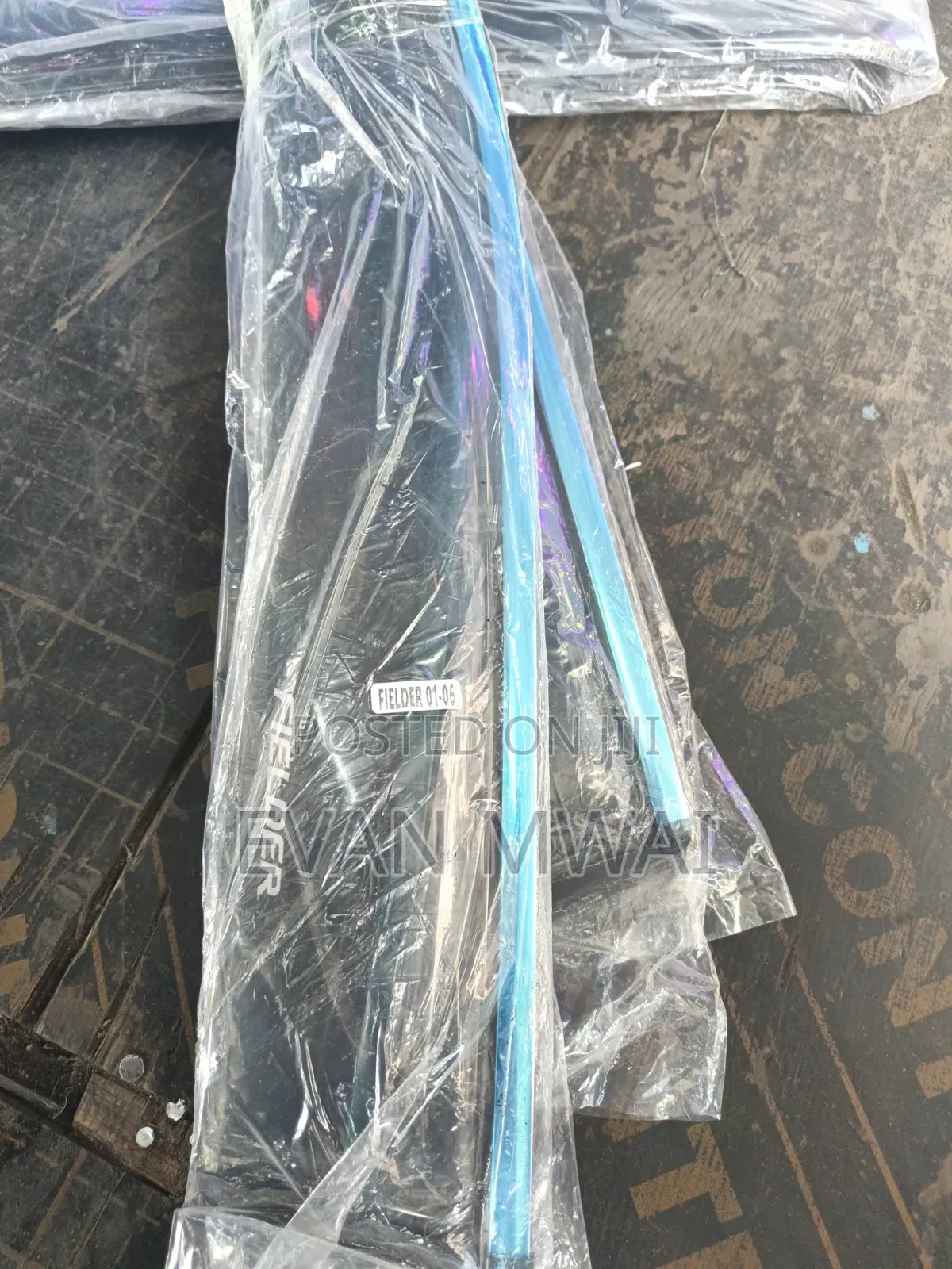 Windbreakers Toyota Fielder 2001-2006