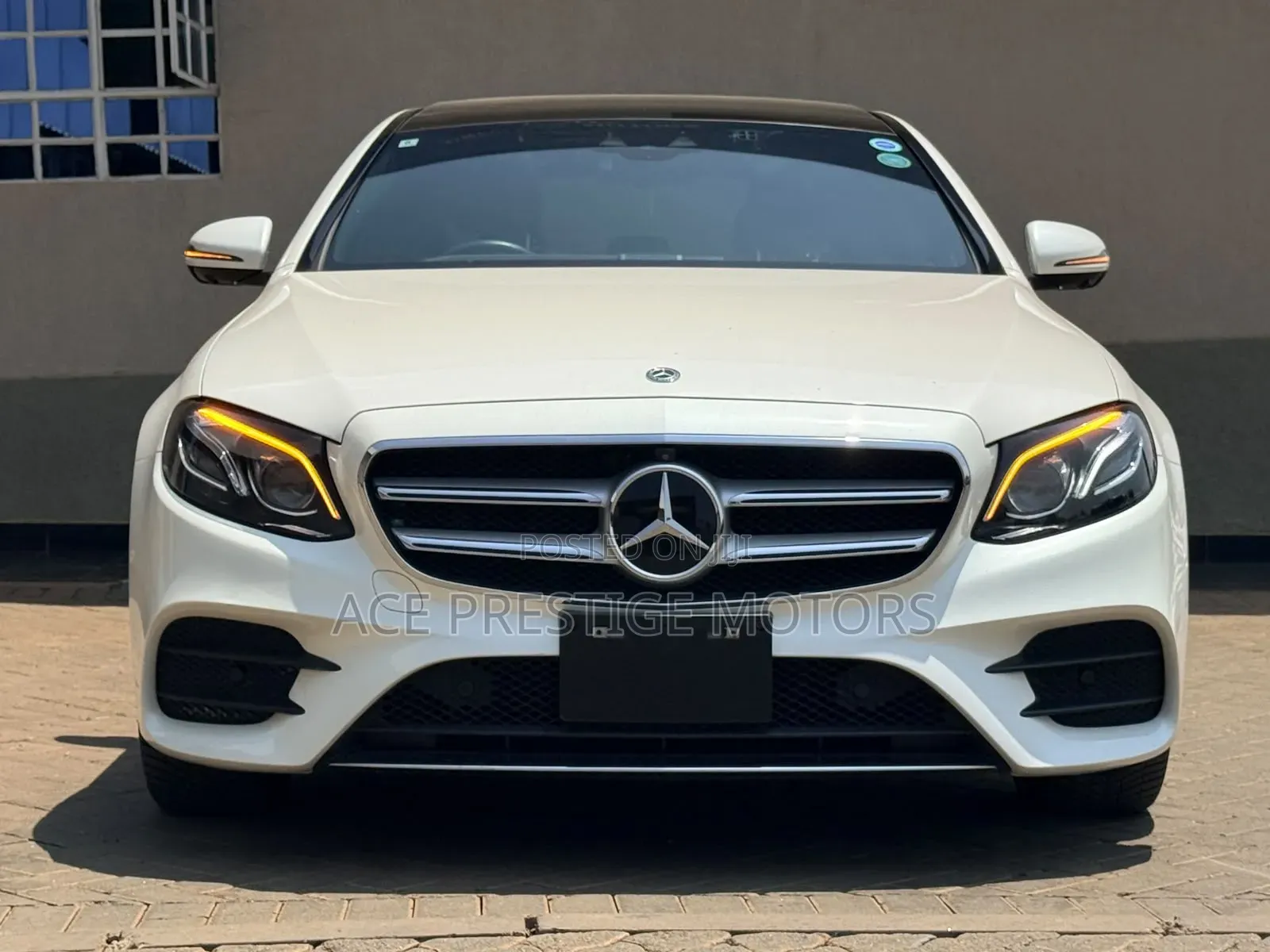 Mercedes-Benz E200 2020 White