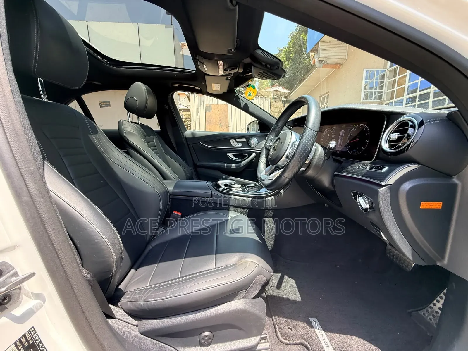 Mercedes-Benz E200 2020 White