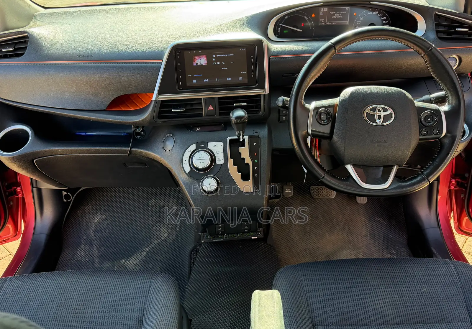 Toyota Sienta 1.5 Hybrid FWD (6-seater) 2017