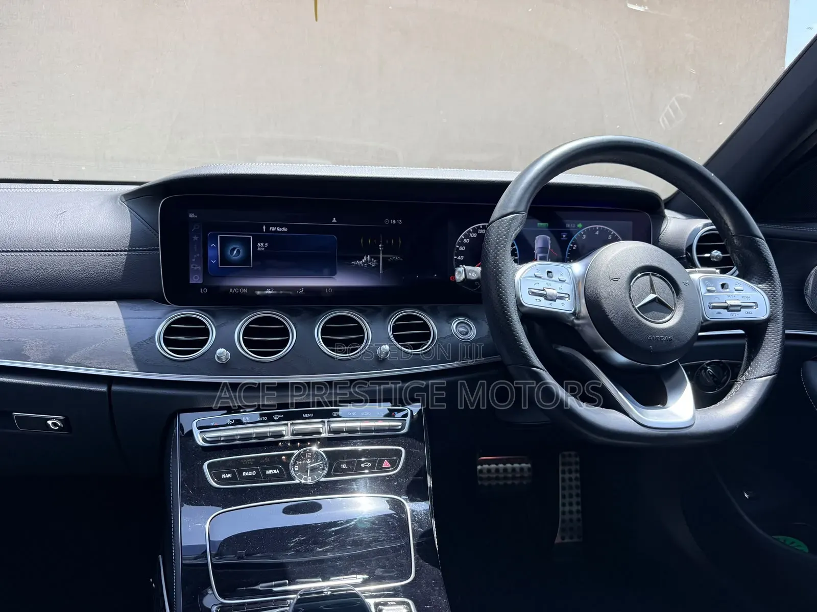 Mercedes-Benz E200 2020 White