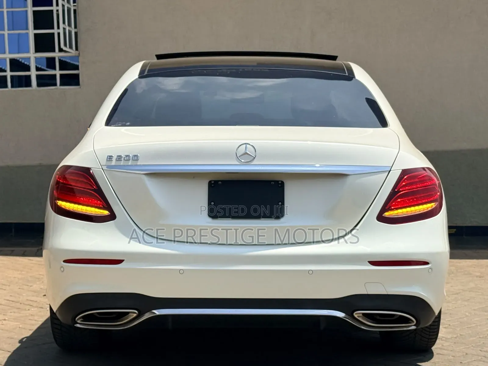 Mercedes-Benz E200 2020 White