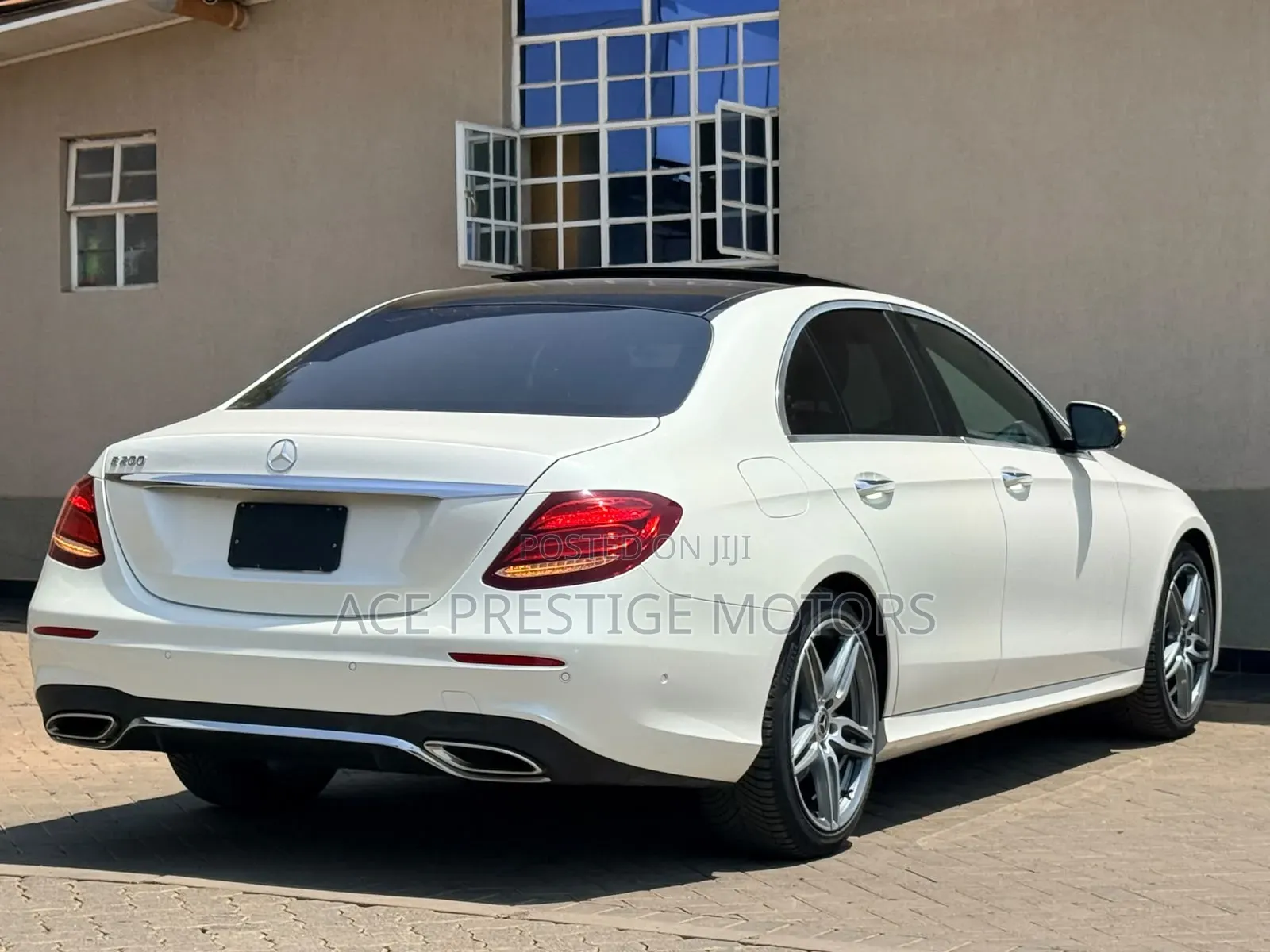 Mercedes-Benz E200 2020 White