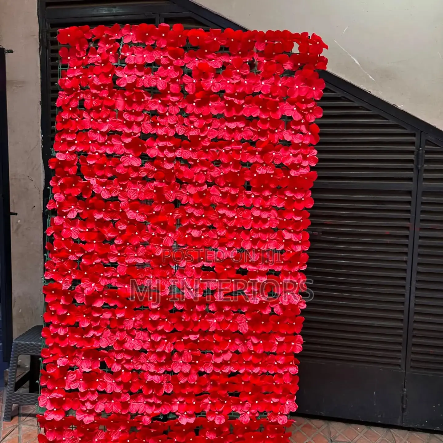 Premium Coloured Artificial Privacy Fence for Outdoor Decoration