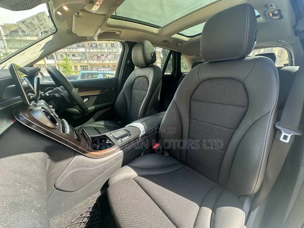Mercedes-Benz GLC-Class 2020 Pearl