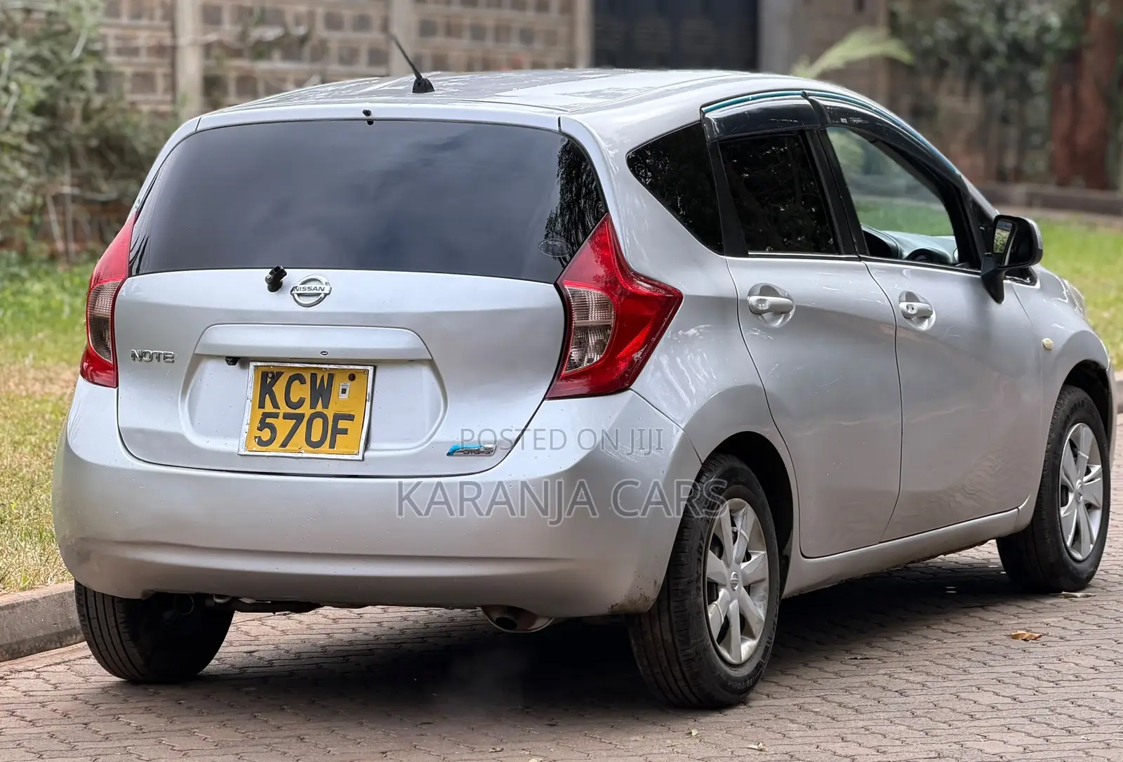 Nissan Note 1.2 Petrol 2012 Silver