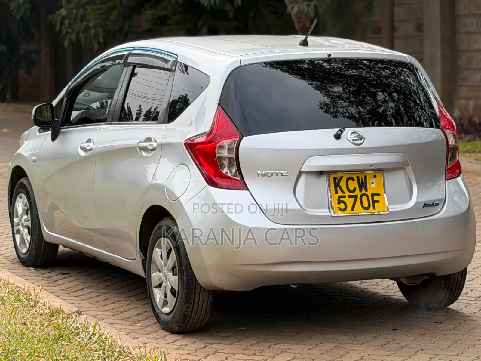 Nissan Note 1.2 Petrol 2012 Silver