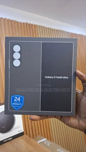 New Samsung Galaxy Z Fold8 Ultra 1 TB Graphite