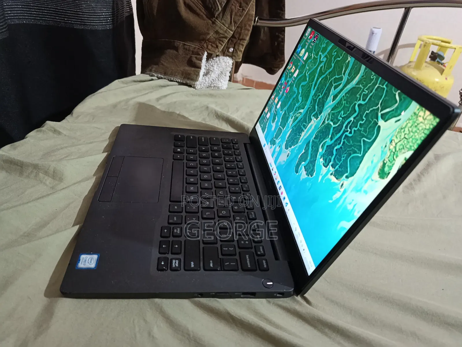 Laptop Dell Latitude 7400 8GB Intel Core i7 SSD 256GB