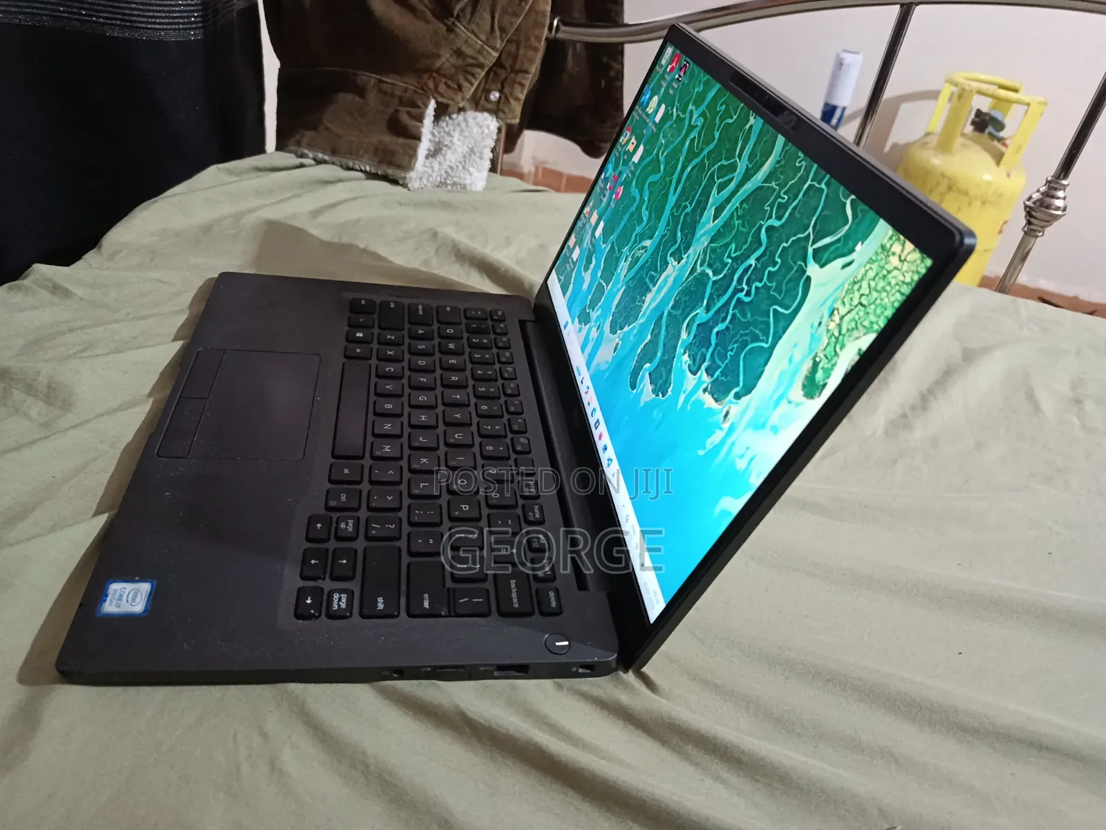 Laptop Dell Latitude 7400 8GB Intel Core i7 SSD 256GB