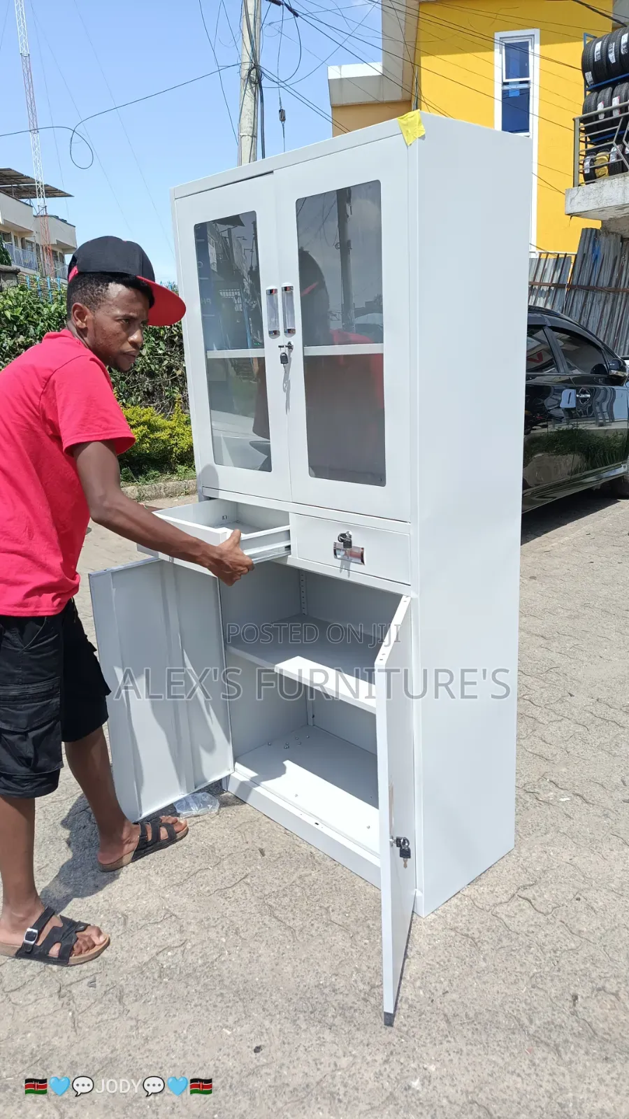 Metalic Cabinet Wiht Adjustable Shelves