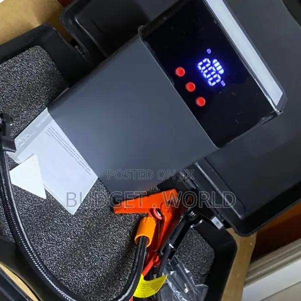 Q7 80000mAh Portable Car Jump Starter Air Compressor