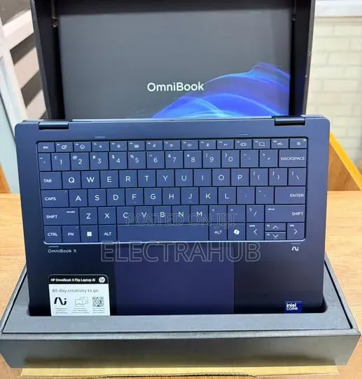New Laptop HP OmniBook Ultra Flip 14" 16GB Intel Core Ultra 5 SSD 512GB