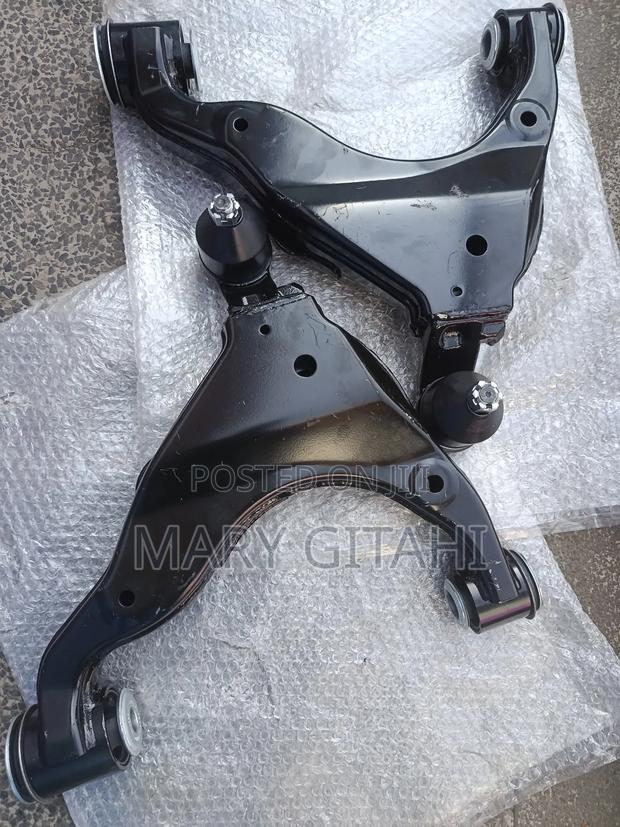 Control Arm Right and Left for Land Cruiser 200series
