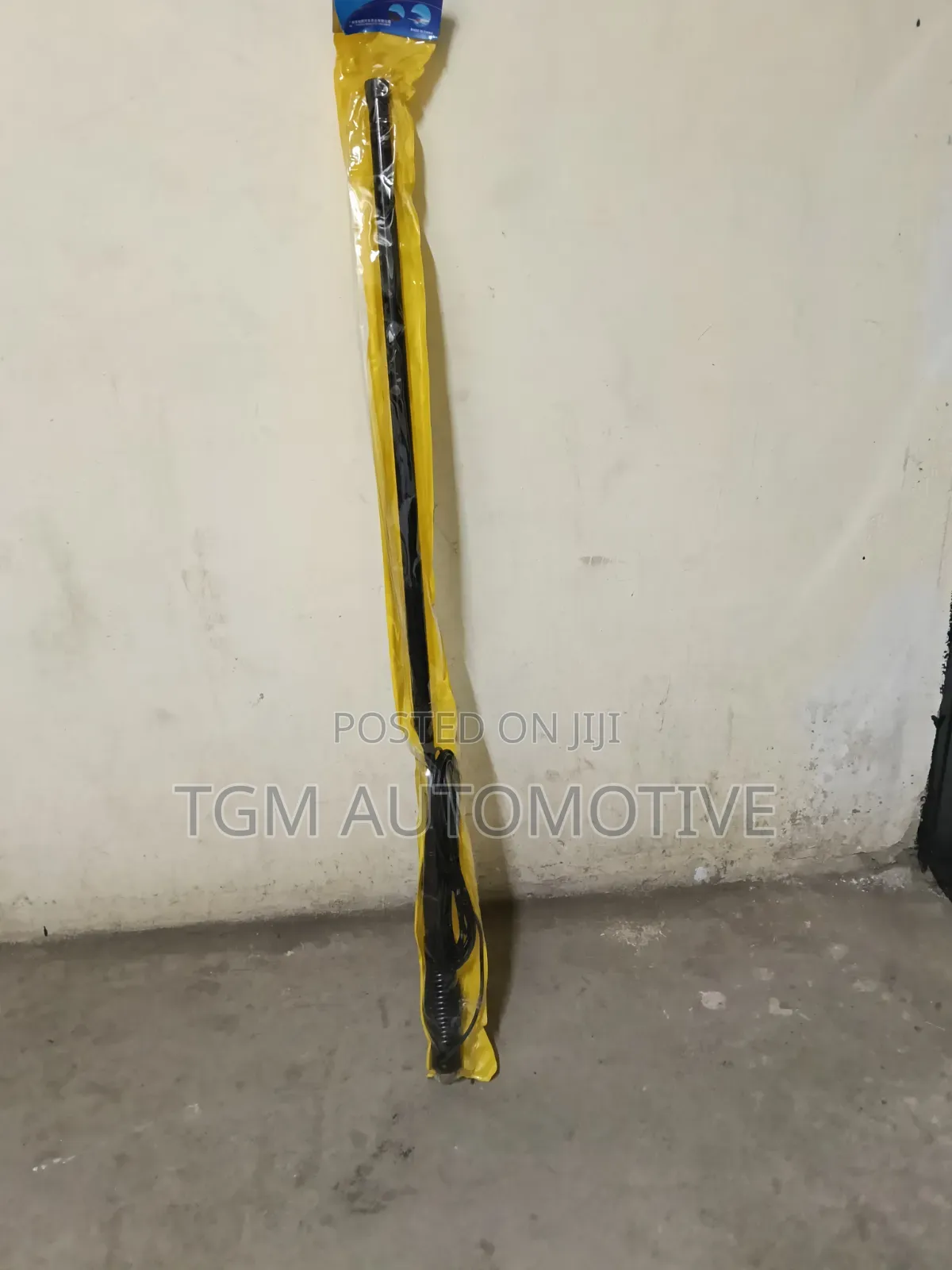 Bull Bar Antenna