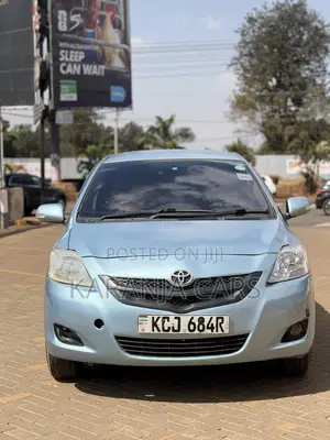 Toyota Belta 2009 Blue