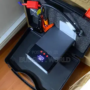 . Q7 80000mAh Multifunctional Car Jump Starter Inflator