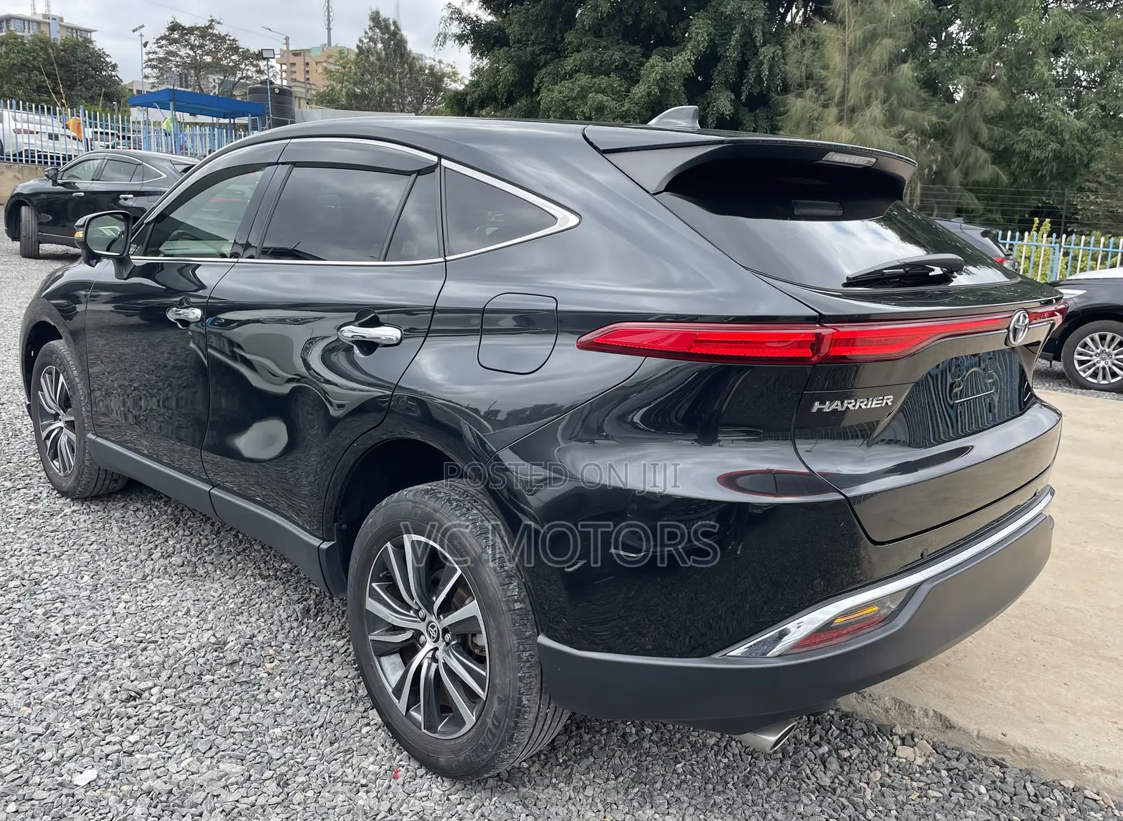 Toyota Harrier 2.0 2020