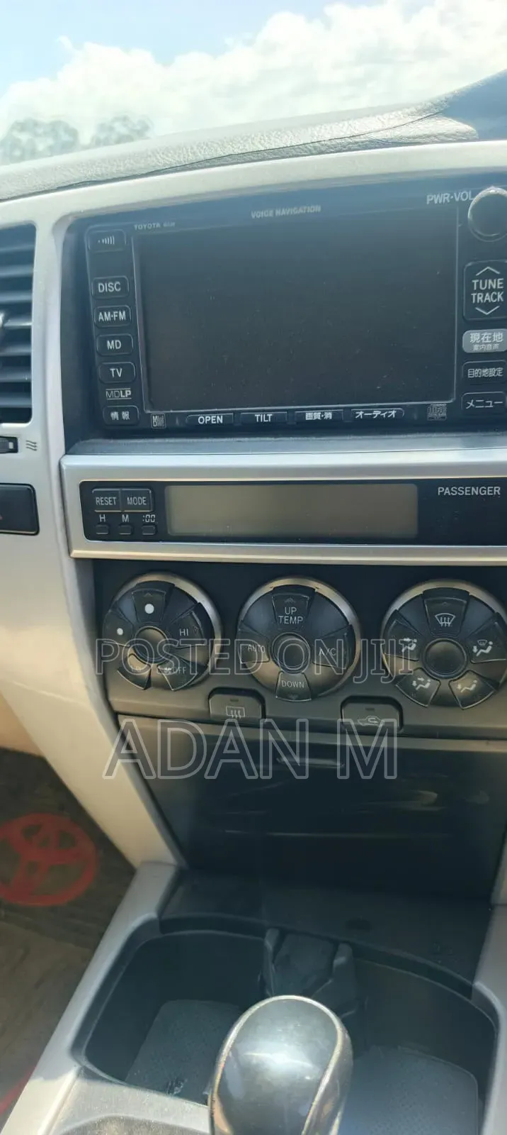 Toyota Hilux Surf 2004 White