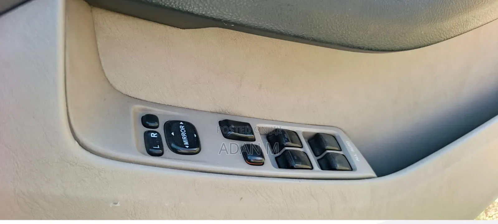Toyota Hilux Surf 2004 White