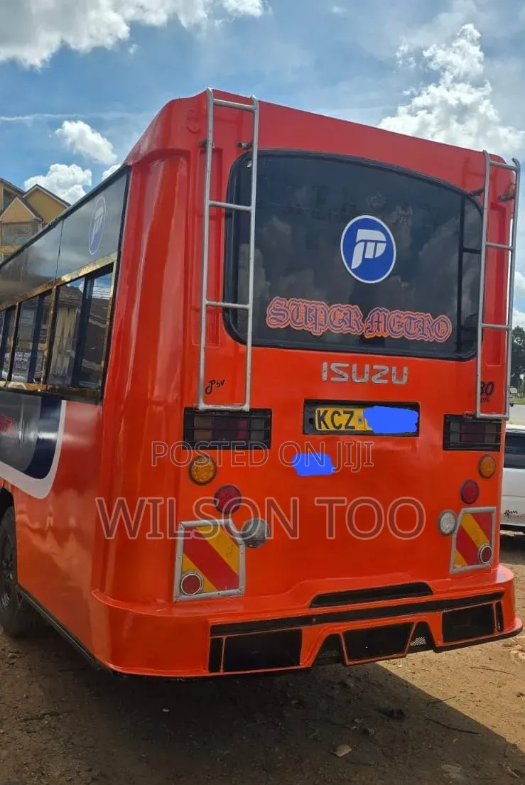 Isuzu NQR 2019 Brown