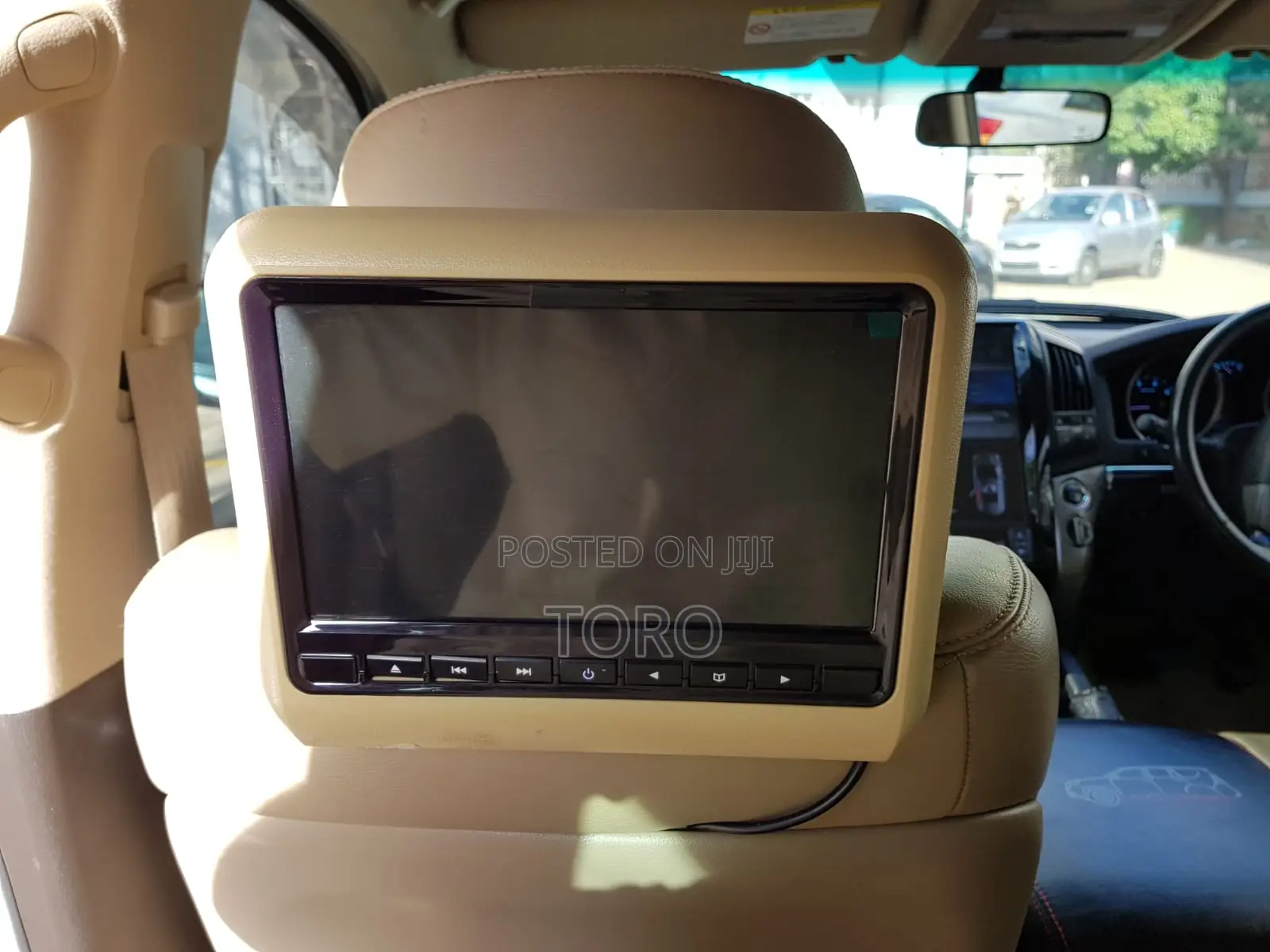 Toyota Land Cruiser 2008 White