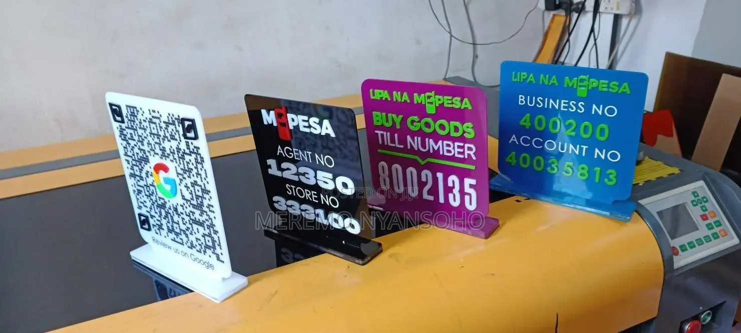 Singnages and Table Talkers
