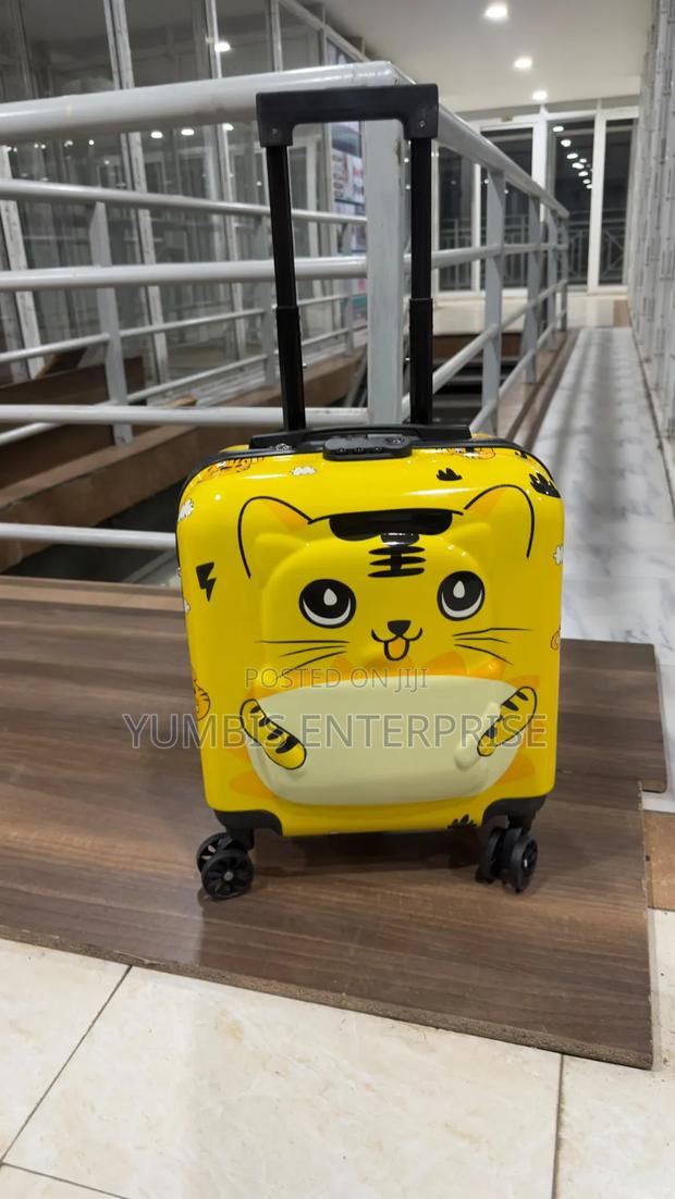 Kids Colorful Cartoon Themed Suitcases at 4500