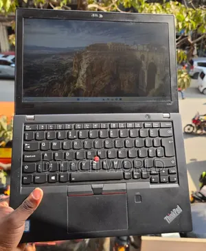 Laptop Lenovo ThinkPad X280 8GB Intel Core i5 SSD 256GB