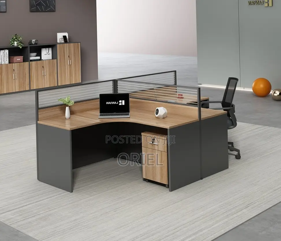 Office Workstation : Curved 2-Seater Office Workstation