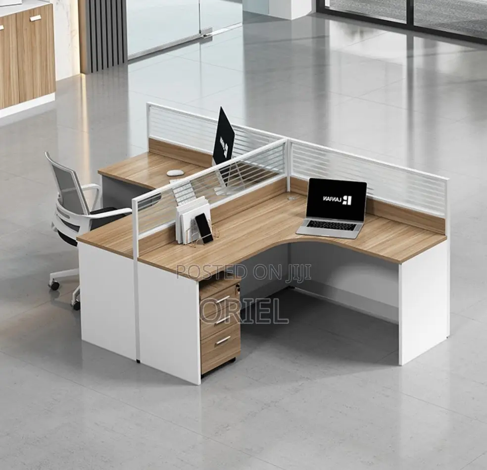 Office Workstation : Curved 2-Seater Office Workstation
