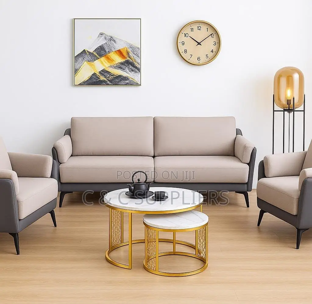5 Seater Modern C C Office Sofa.