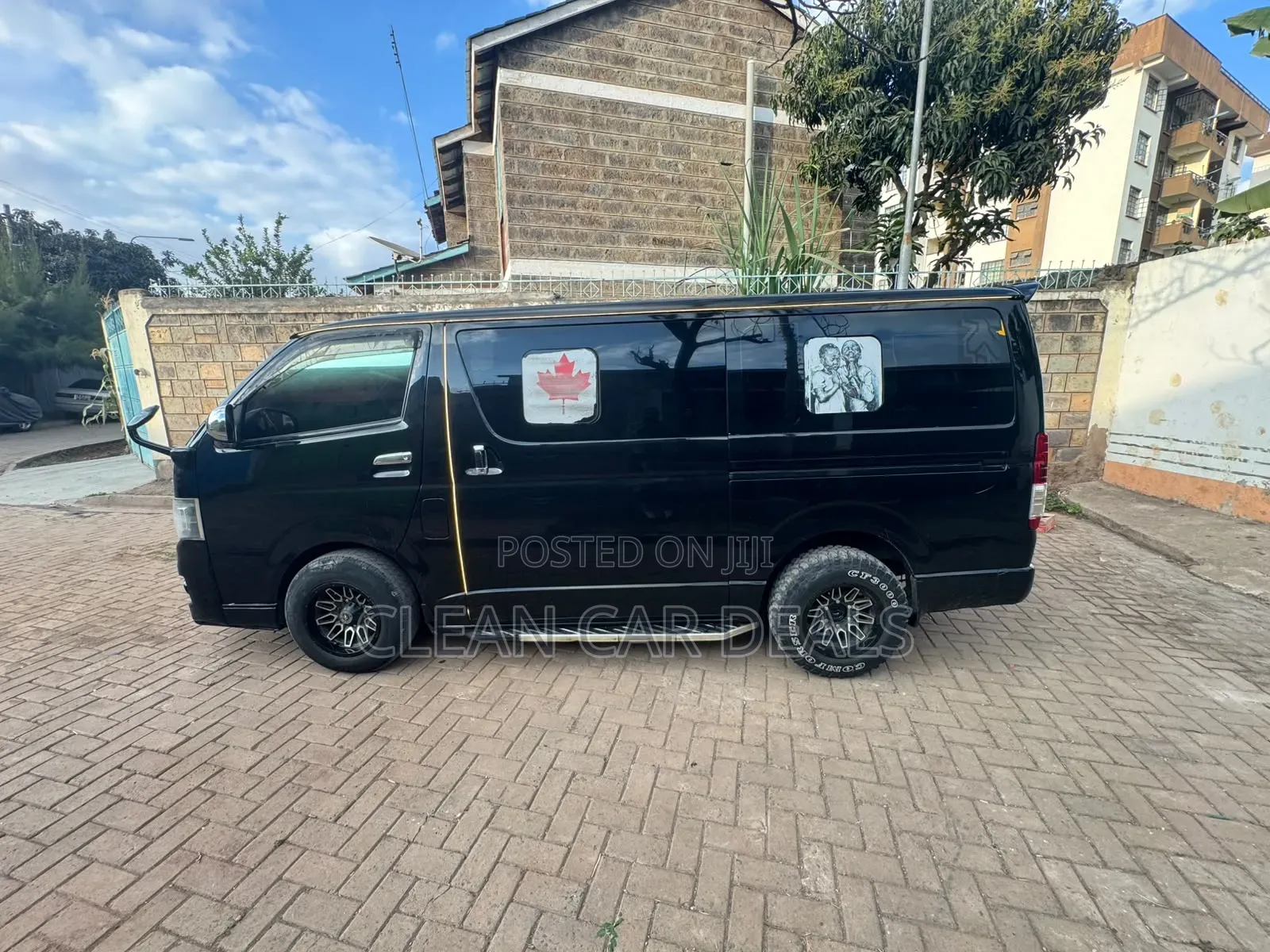 Toyota HiAce 2014 Black