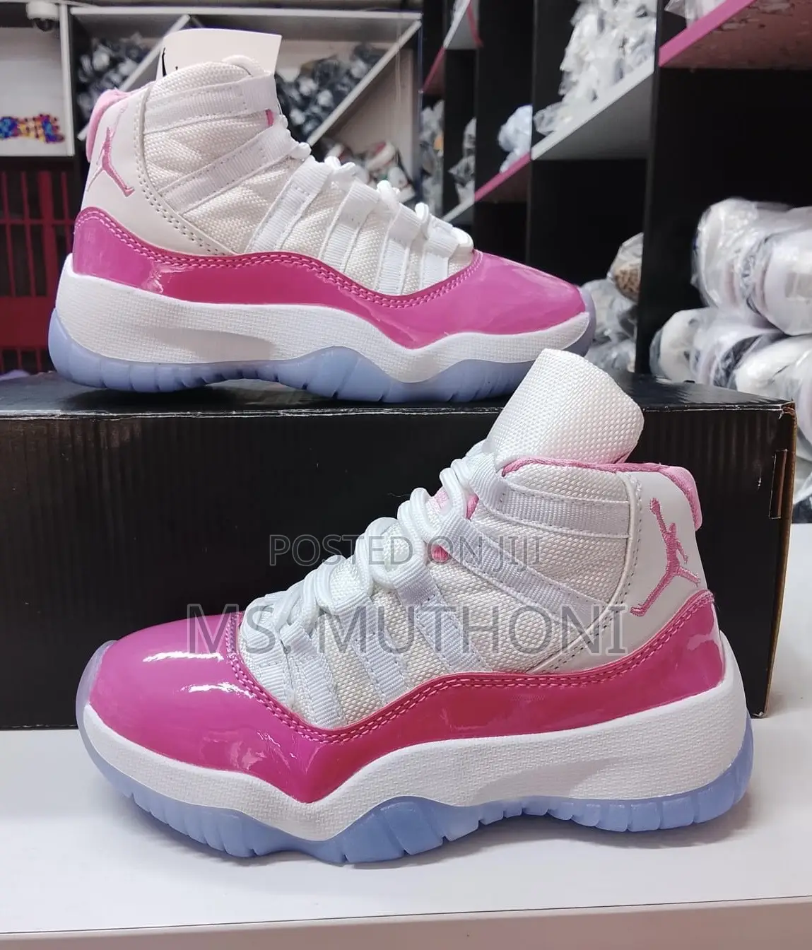 Unisex Jordan Kiddos (25-30)