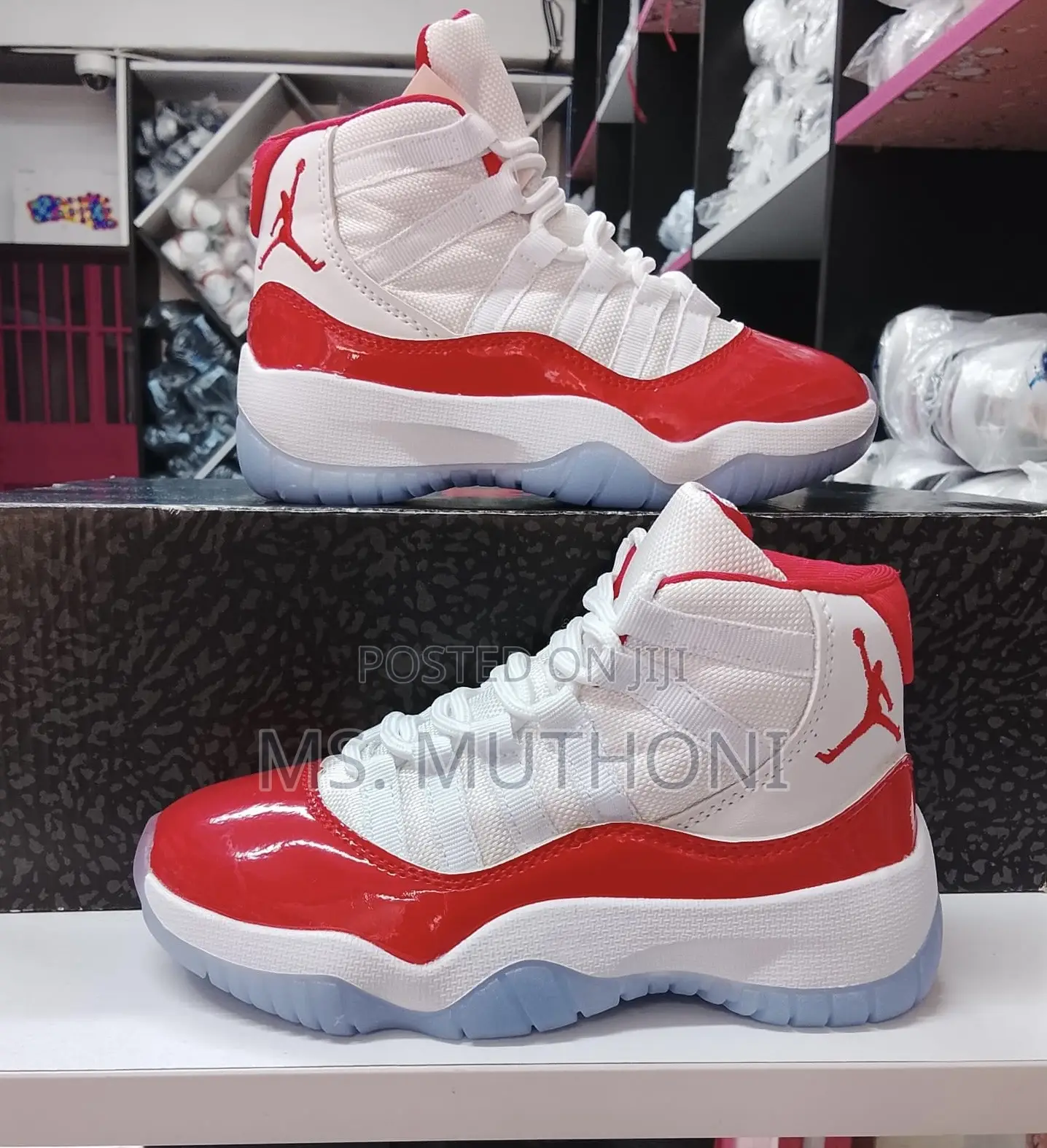 Unisex Jordan Kiddos (25-30)