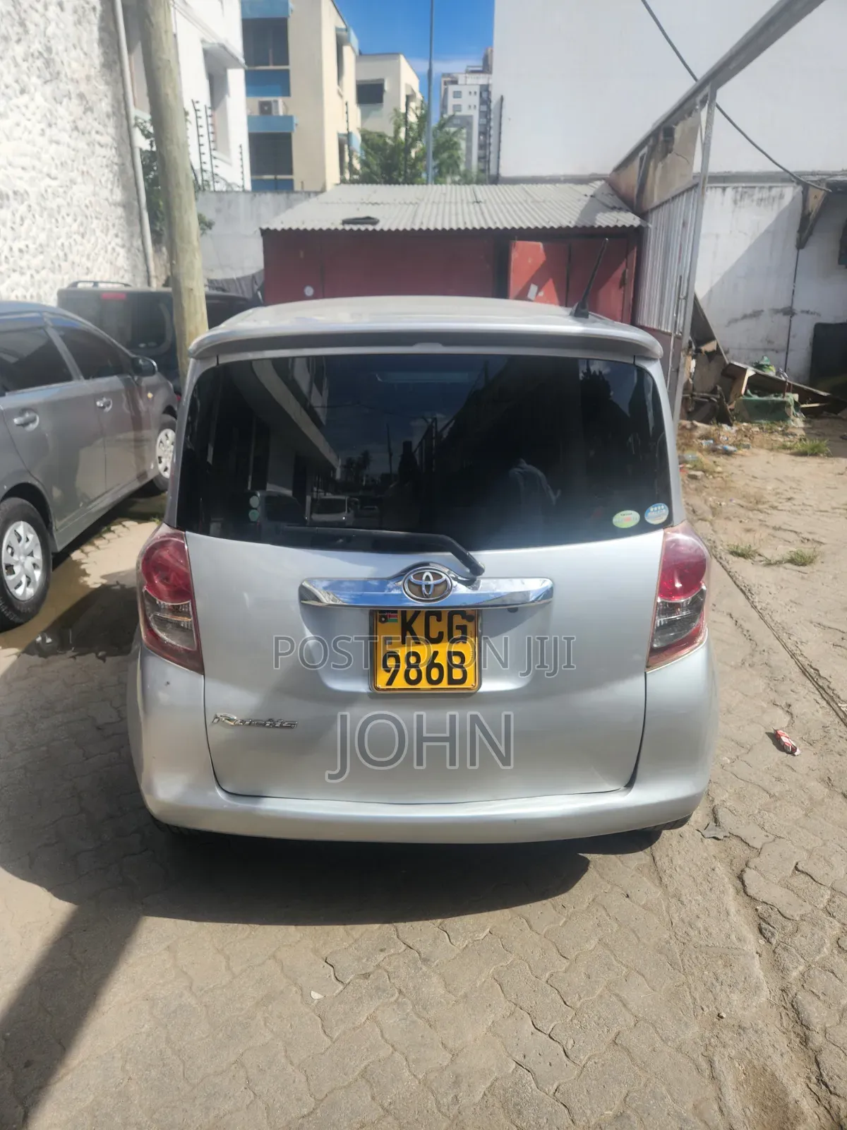 Toyota Ractis 2008 Silver