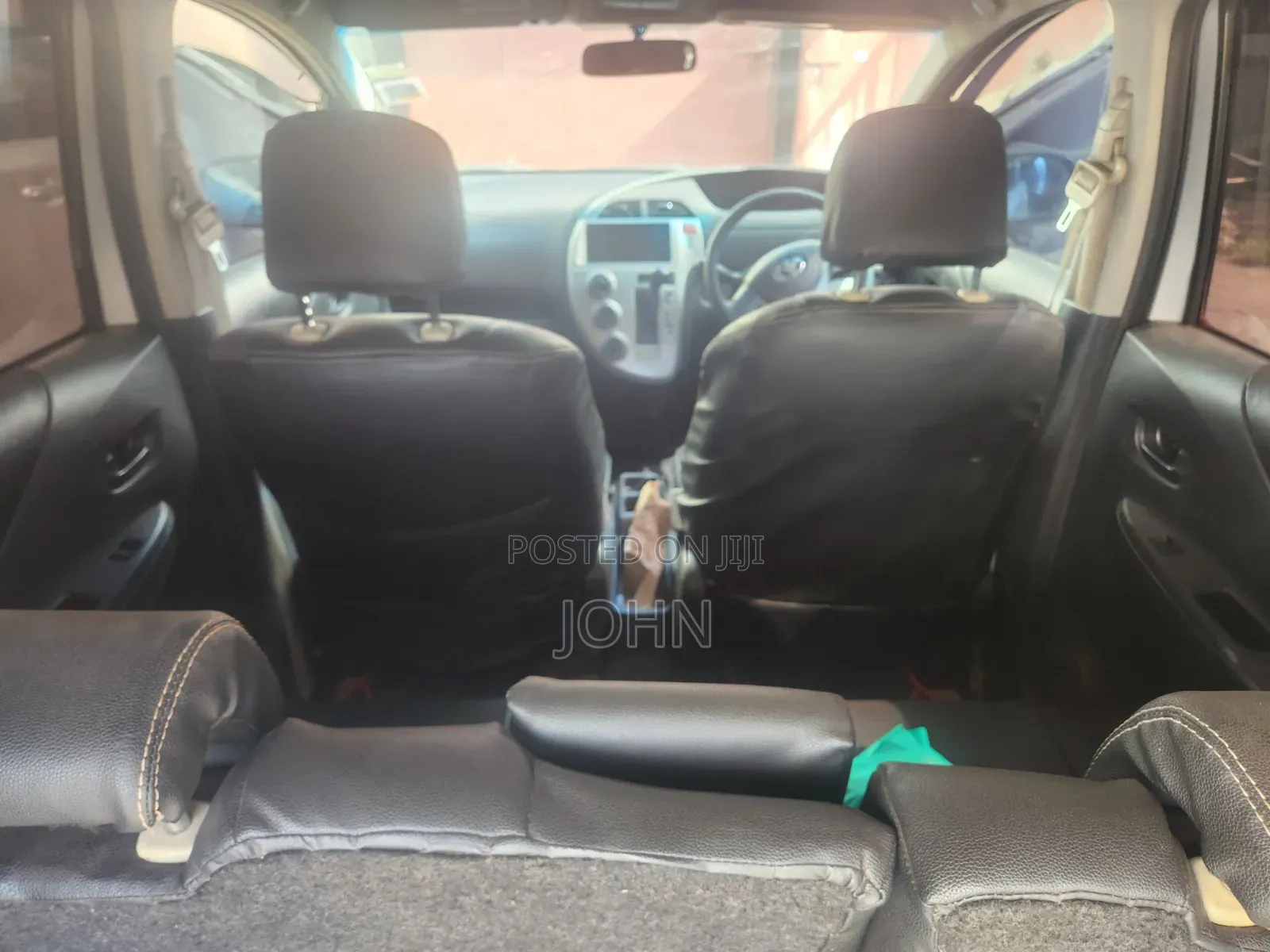Toyota Ractis 2008 Silver