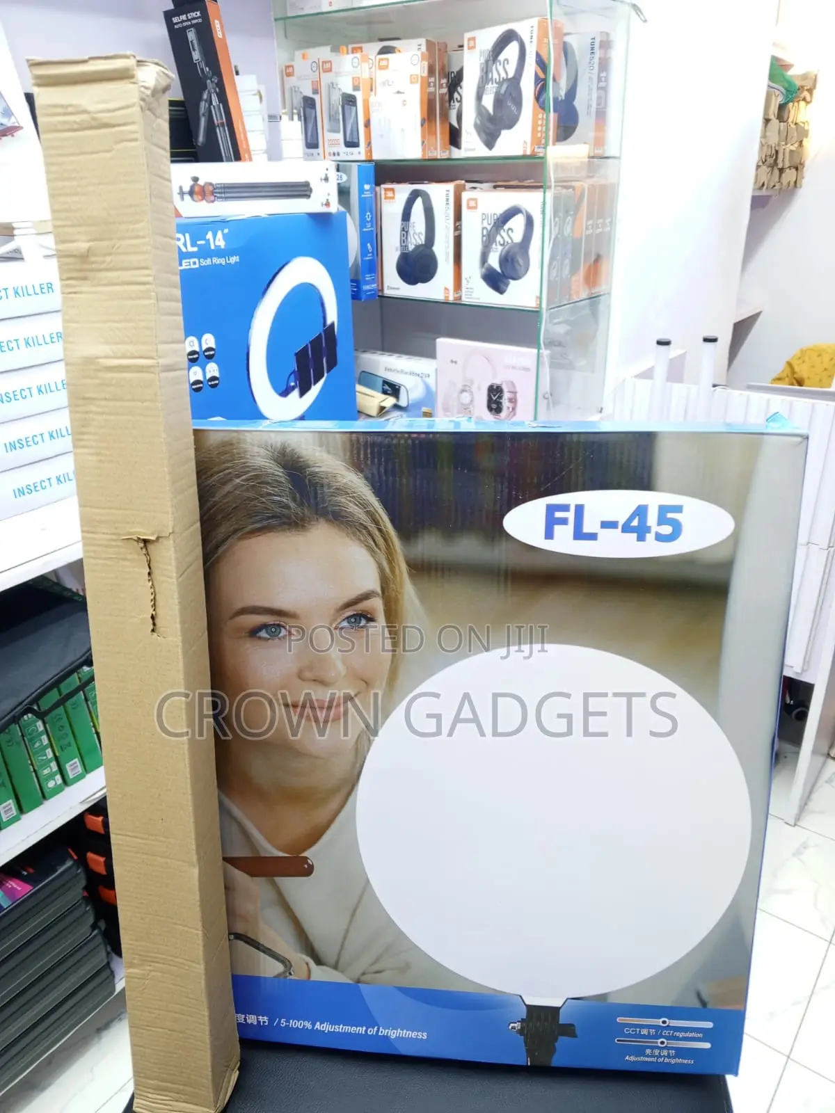 FL-45 18 Inch High Brightness LED Studio Light With Stand