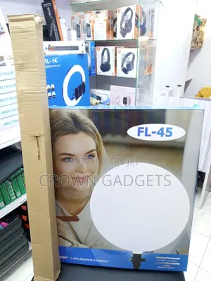 FL-45 18 Inch High Brightness LED Studio Light With Stand
