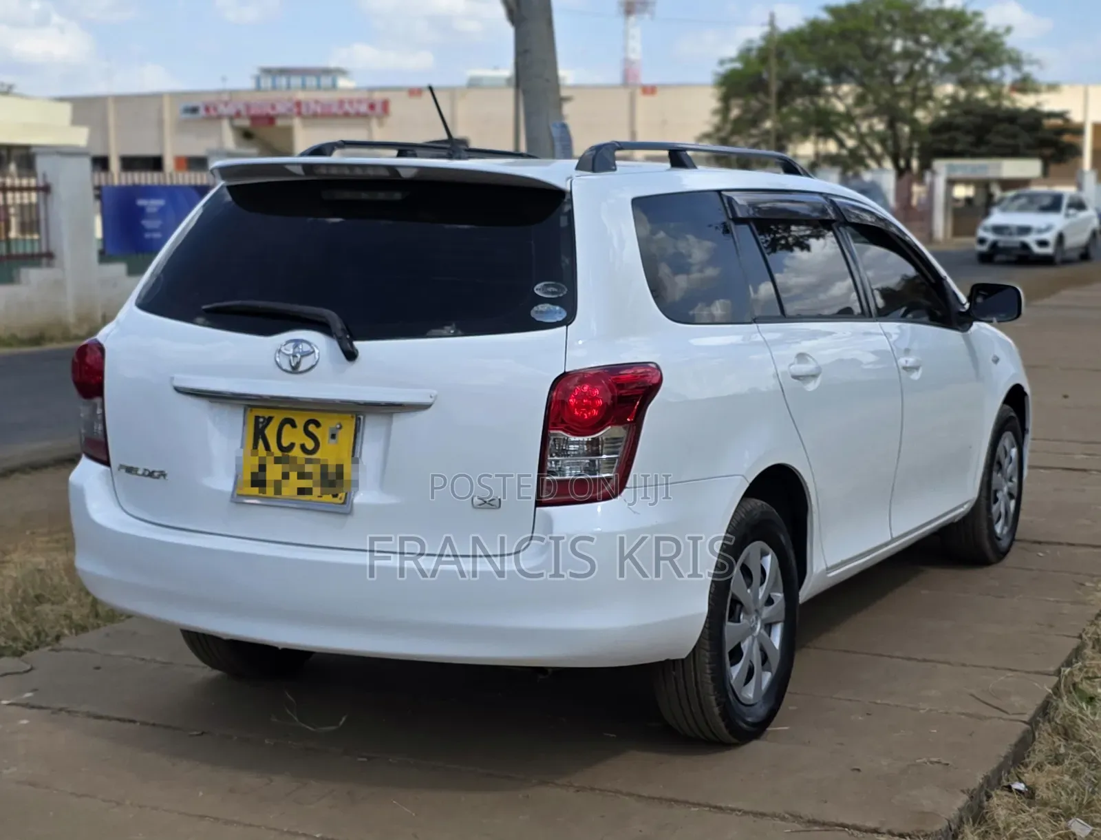 Toyota Corolla Fielder 2011 White