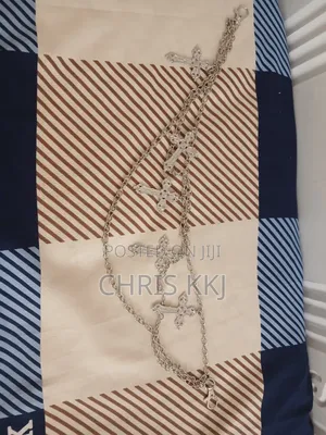 Jean Chain