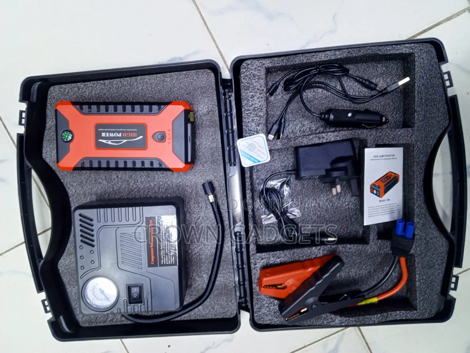 Lithium Car Jump Starter With Built-in Air Pump Gauge