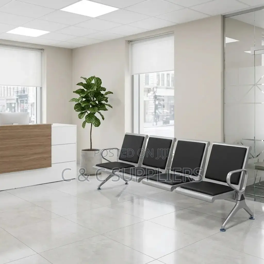 4-Link Black Padded Airport Bench.