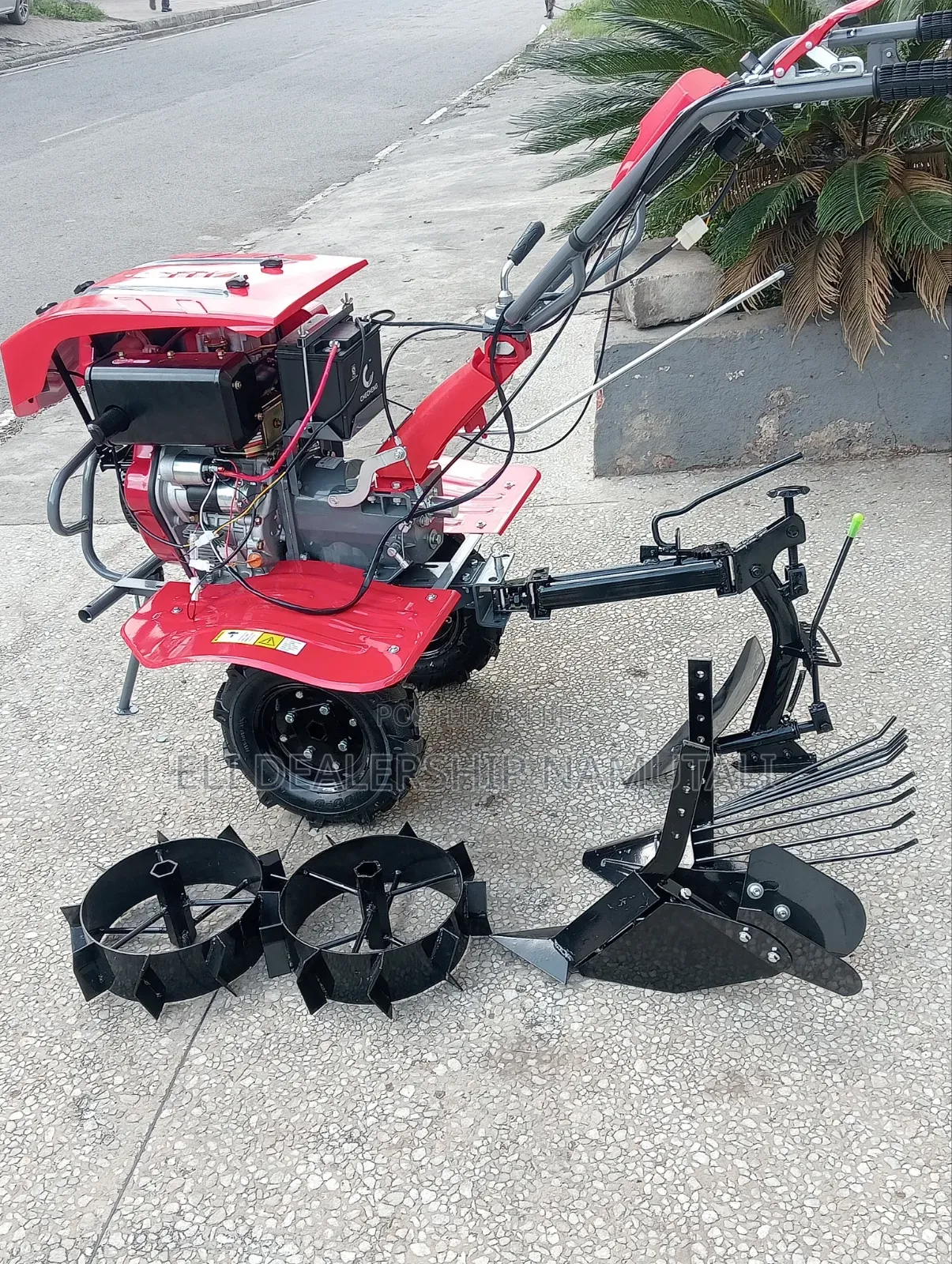 JD 16HP Diesel Tractor – Heavy-Duty Farm Tilling Machine